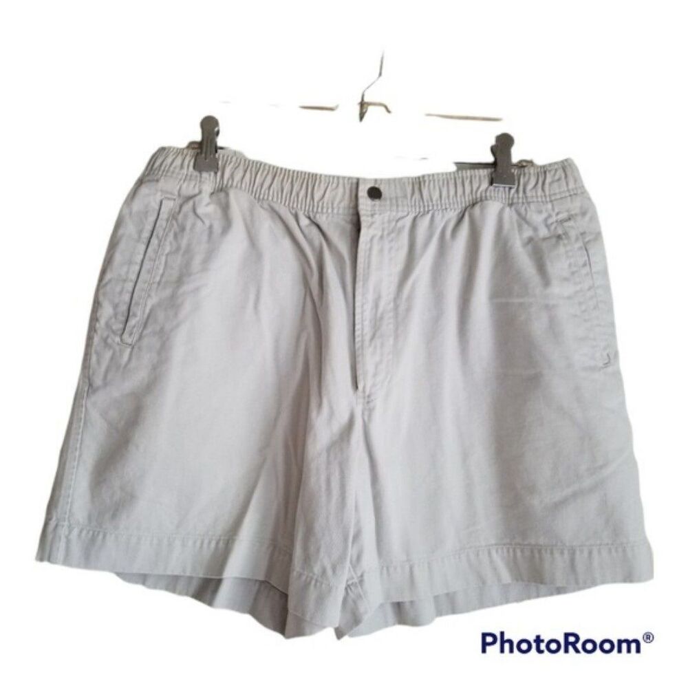 Roundtree & Yorke Men's Shorts Size Large Color Stone